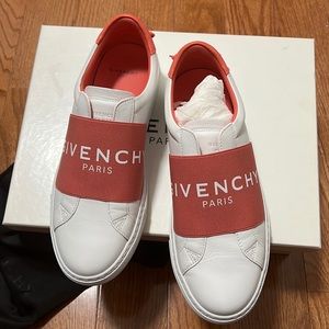 COPY - Brand New - with box and dust bag